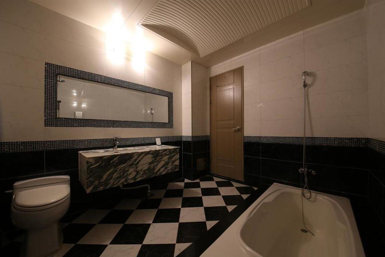 Hotel Valentine Kvangmjong Kültér fotó