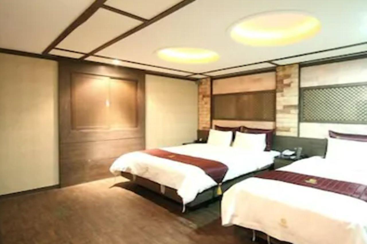 Hotel Valentine Kvangmjong Kültér fotó