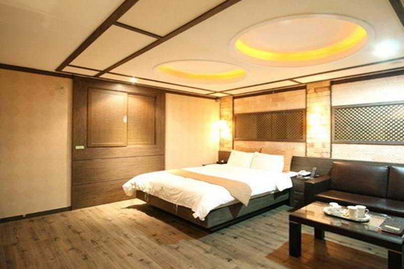 Hotel Valentine Kvangmjong Kültér fotó