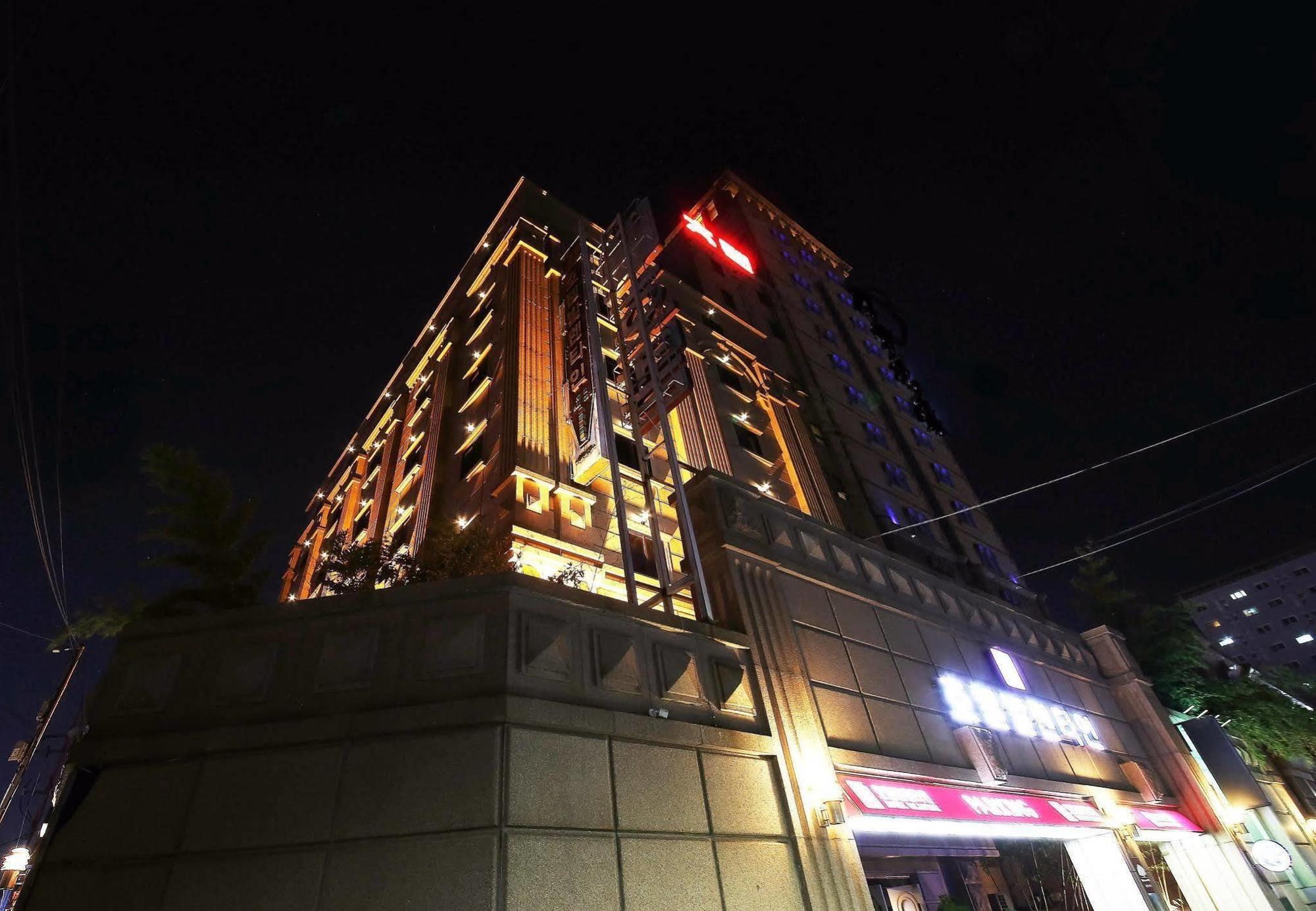 Hotel Valentine Kvangmjong Kültér fotó