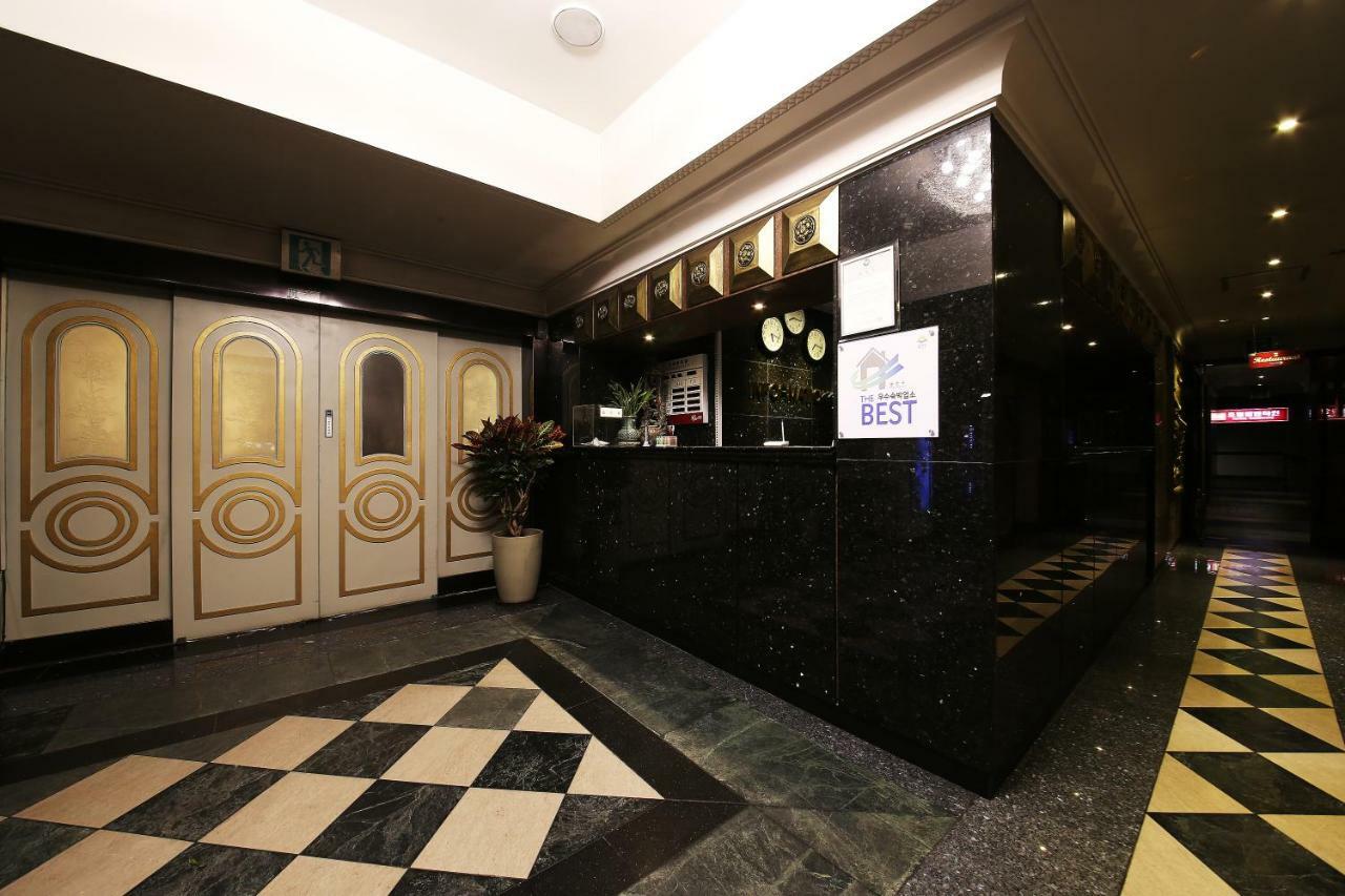 Hotel Valentine Kvangmjong Kültér fotó