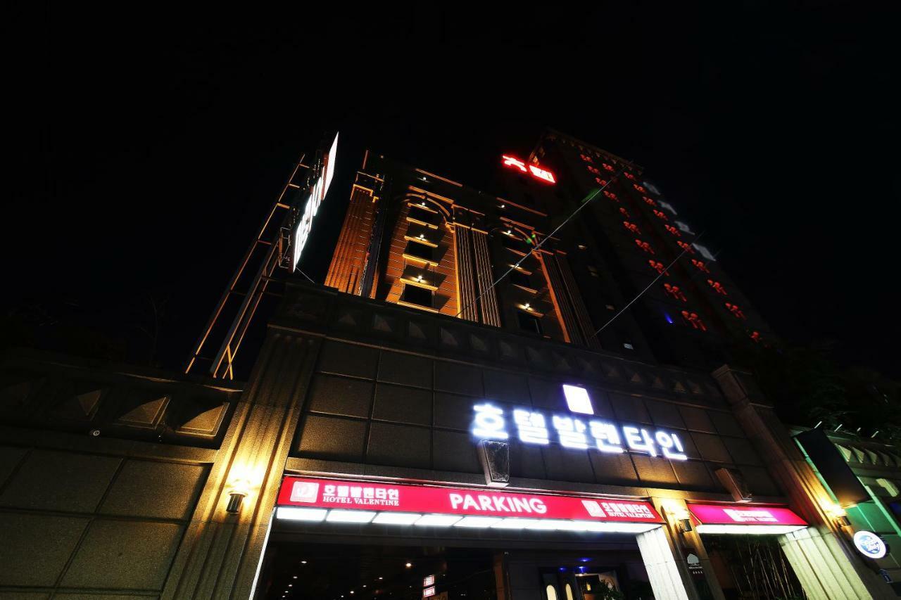 Hotel Valentine Kvangmjong Kültér fotó